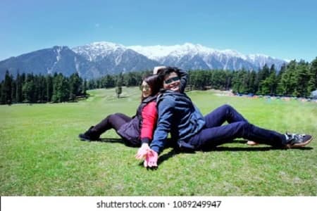 Romantic Gulmarg Srinagar Honeymoon 4 Days