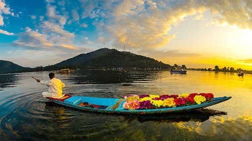 Kashmir Honeymoon Packages From Delhi