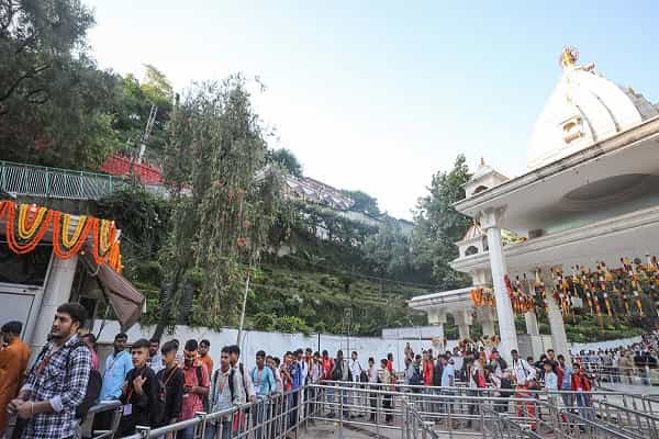 Vaishno Devi And Kashmir Tour Packages From Bangalore