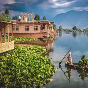 Explore Srinagar Trip with Gulmarg 6 Days