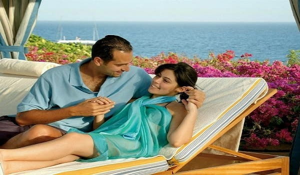Kashmir Honeymoon Packages From Hyderabad