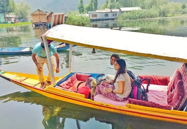 Shikara Ride in Dal Lake